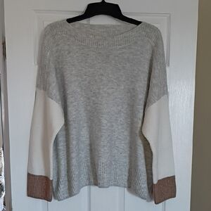 CeCe Gray, White, and Brown Sweater, XL